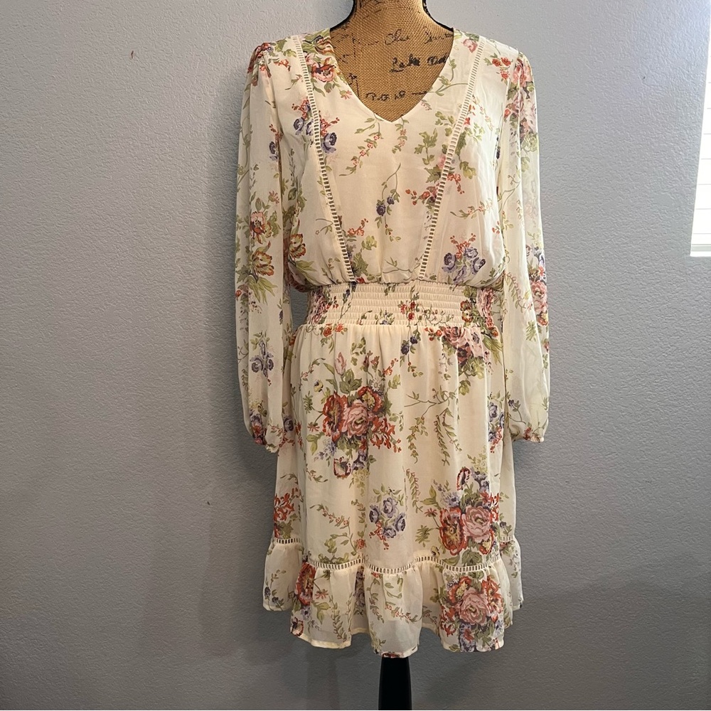 LC Lauren Conrad Cream Floral Long Sleeve Easter Spring Dress size medium